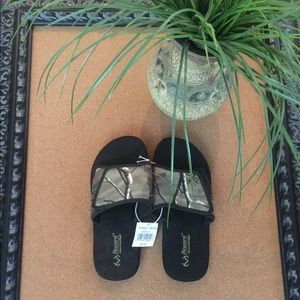 🦆🦌 NWT Men’s REALTREE®️ Camo Sliders 🦆🦌